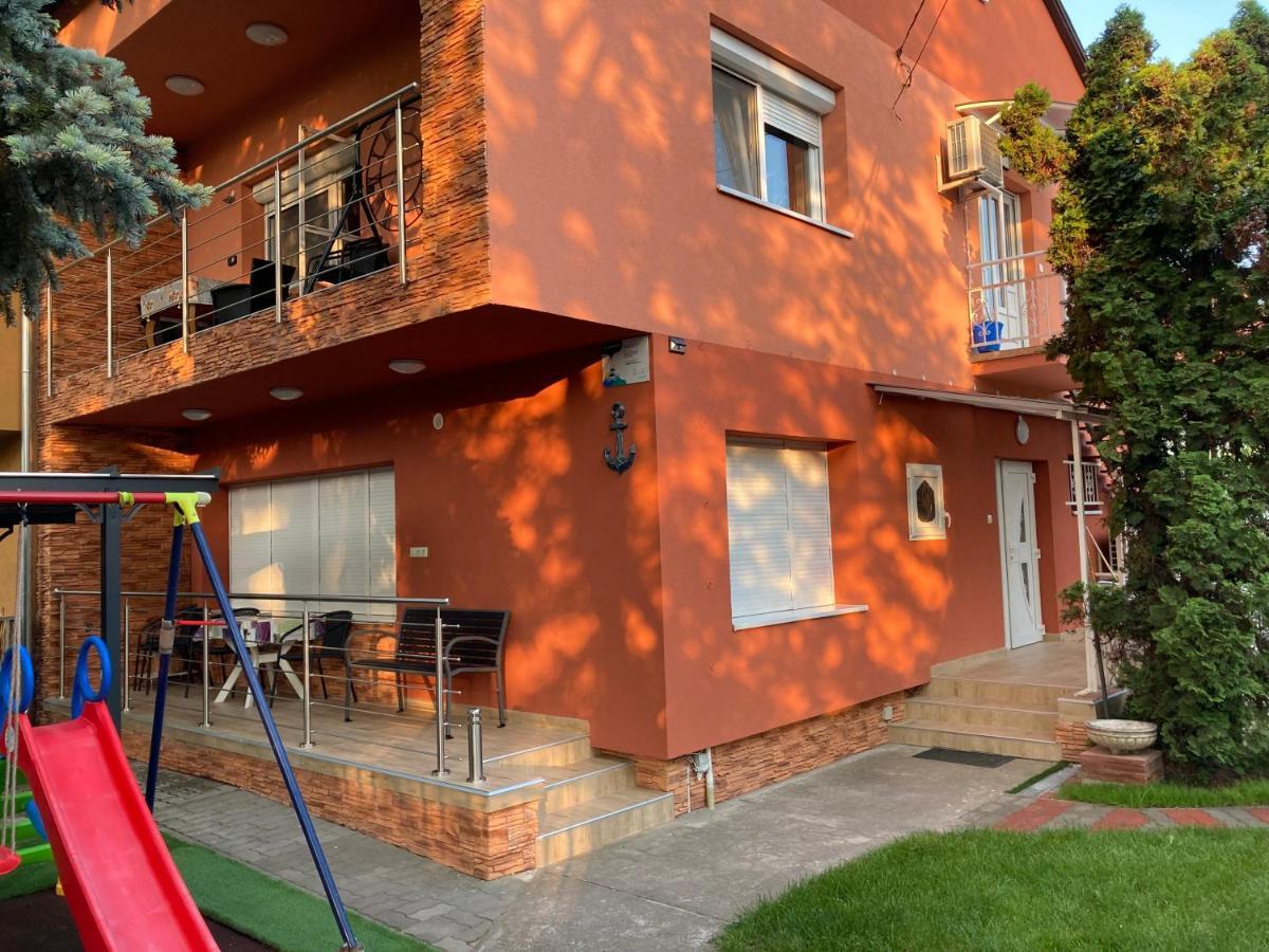シオーフォクBalaton Vendeghazアパートメント エクステリア 写真